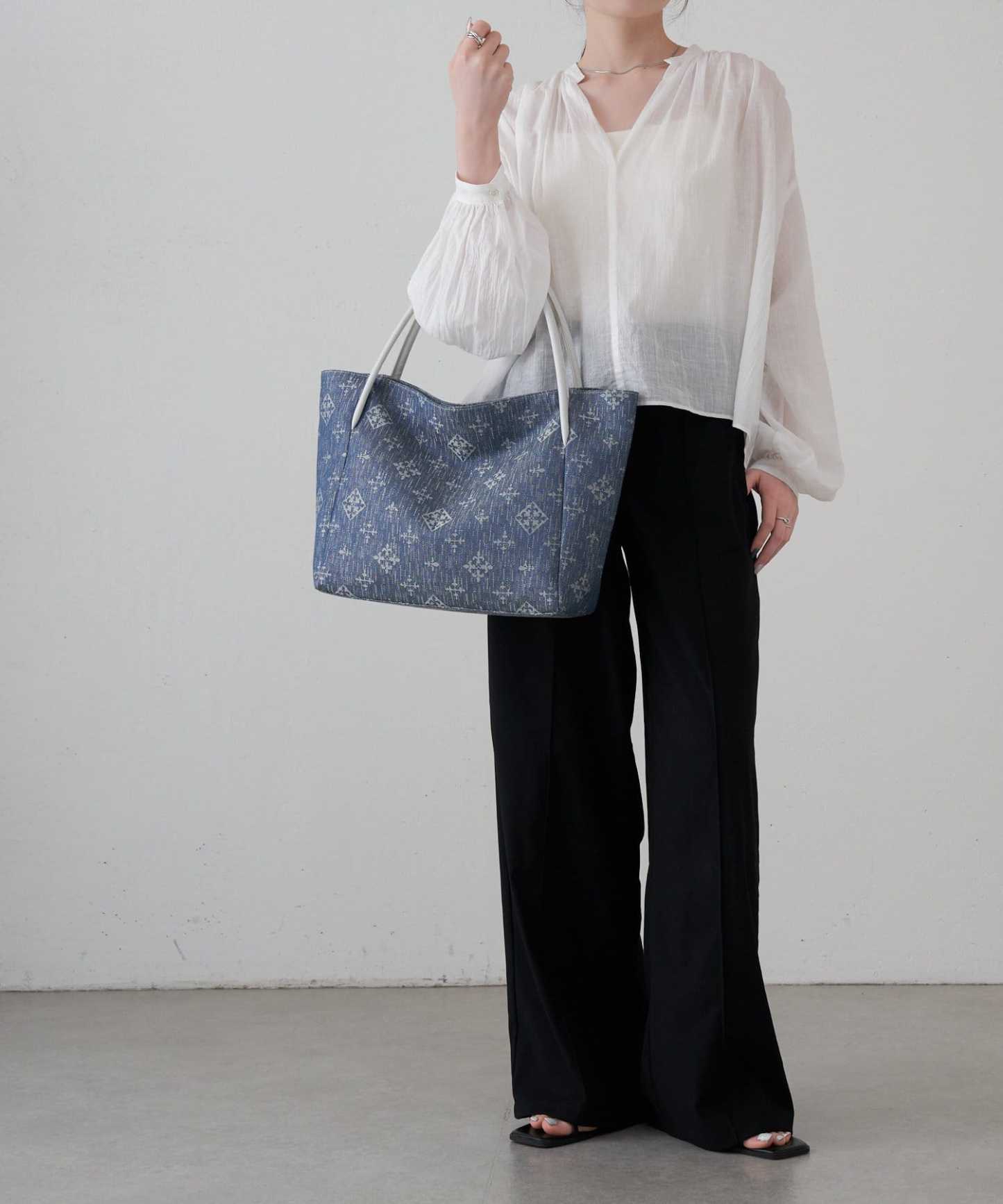 *4-6 WEEKS* (254) LIMITED EDITION Russet [Denim jacquard] Simple tote bag Indigo
